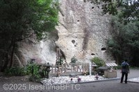 Medium_2-8img_9001